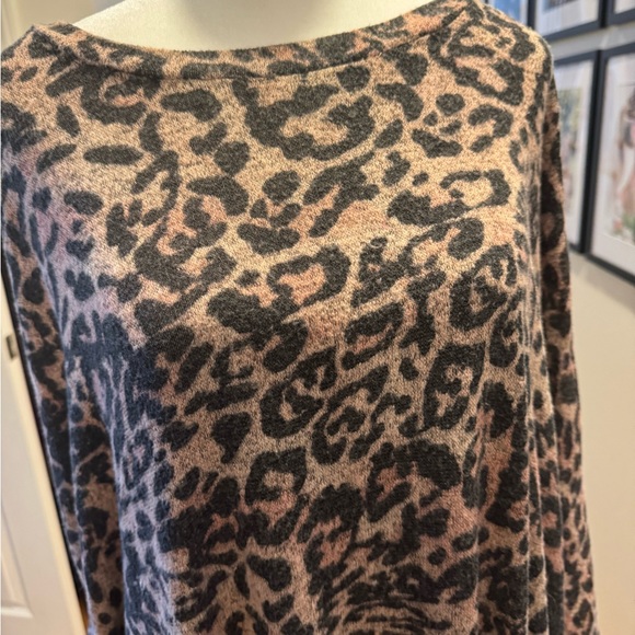 Rain Leopard Sweater Poncho - Picture 7 of 8